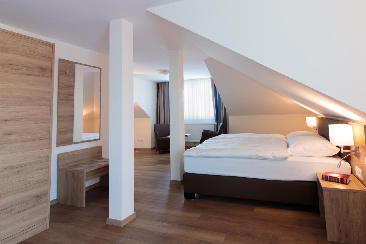 Hotel Heldt Bad Pyrmont Buitenkant foto