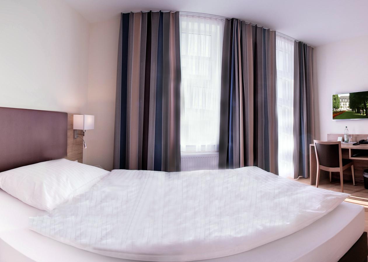 Hotel Heldt Bad Pyrmont Buitenkant foto